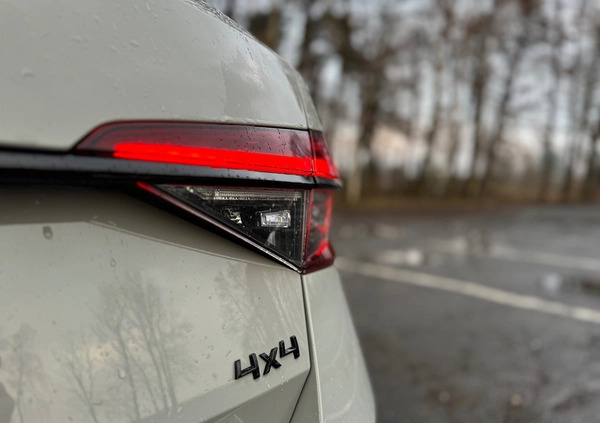 Skoda Superb cena 102500 przebieg: 187000, rok produkcji 2020 z Żory małe 781